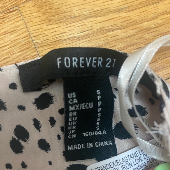 Forever 21 Tie Tube Top Animal Print - Picture 3 of 3